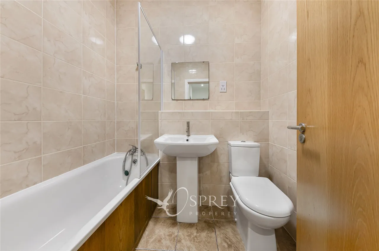 Tithe Barn Road, Wellingborough, NN8, photo 5