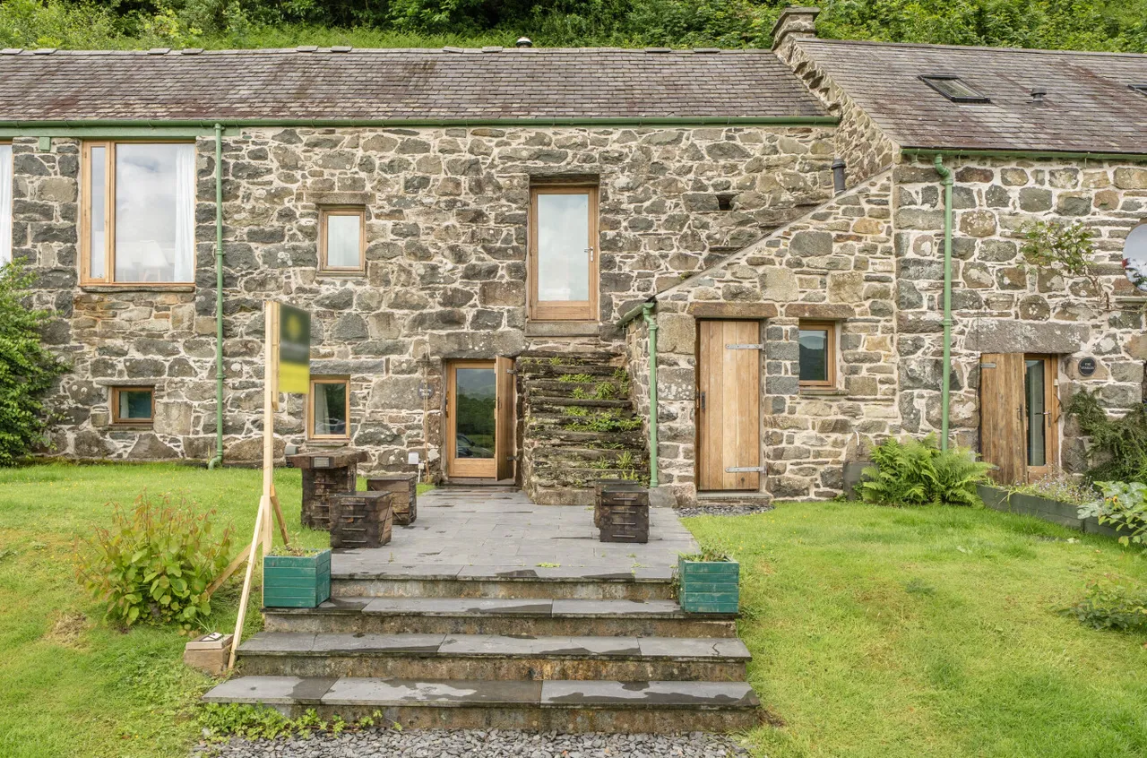 2 bed house for sale, Arthog, Gwynedd
