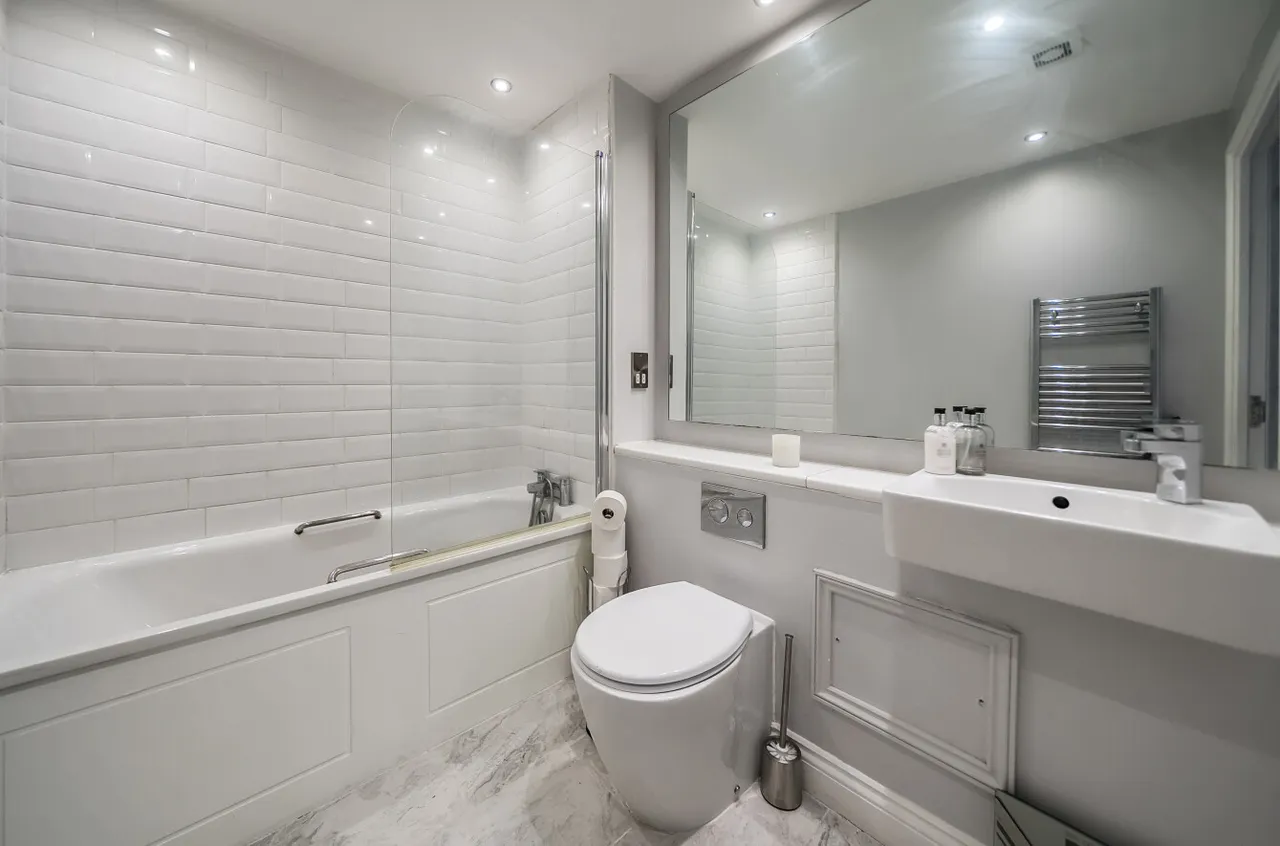 Headley Road, Grayshott, GU26, photo 3