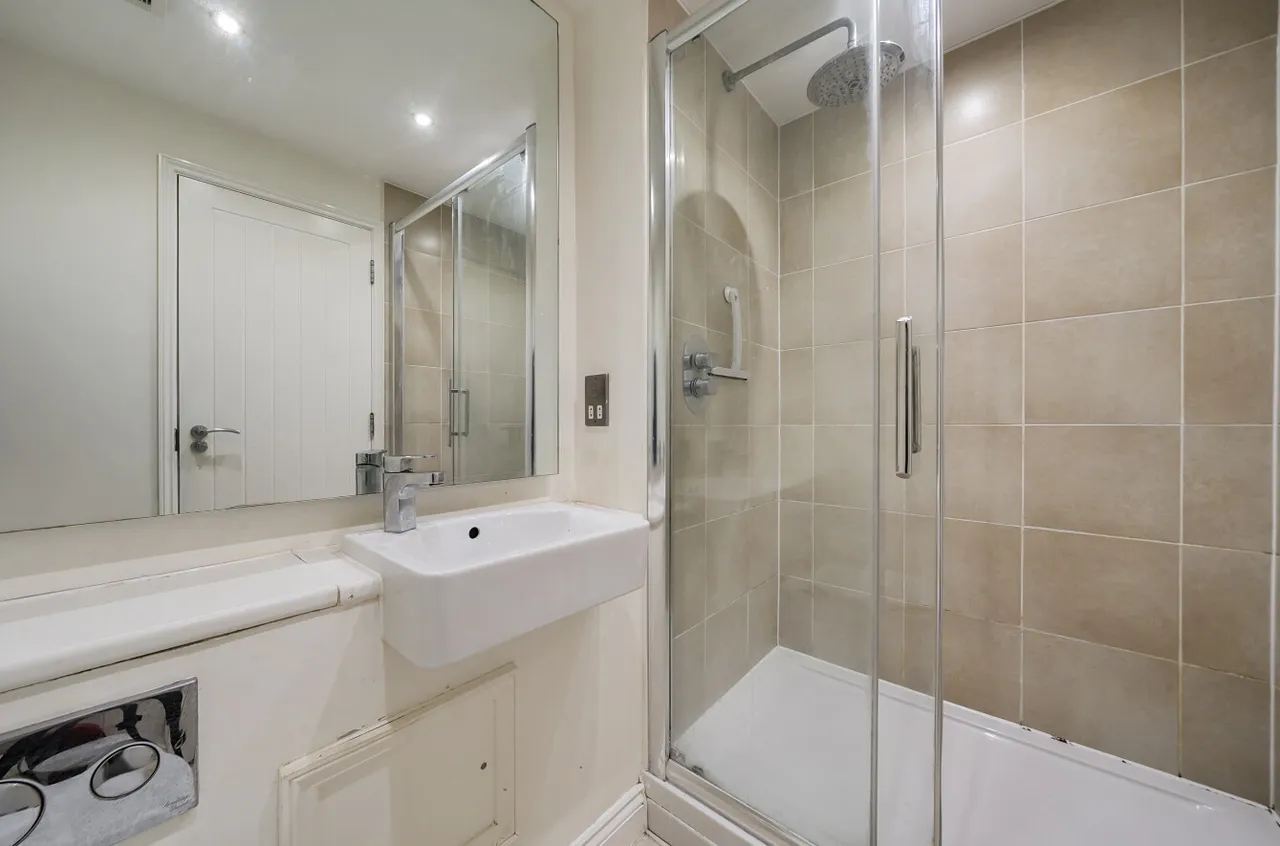 Headley Road, Grayshott, GU26, photo 12