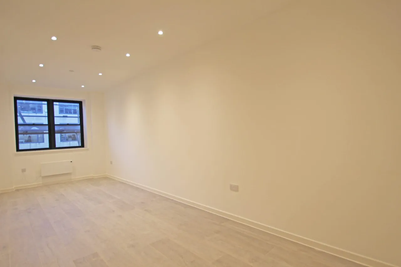 Flat 31, Tempus House, Milton Keynes, 249 Midsummer Boulevard, MK9 1FP, photo 5