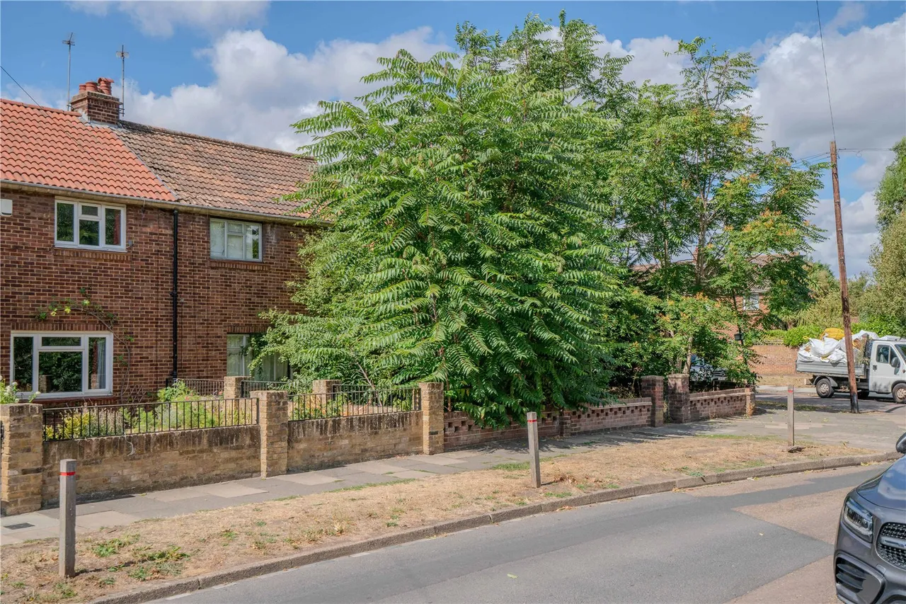 Clifford Road, Richmond, TW10, photo 2