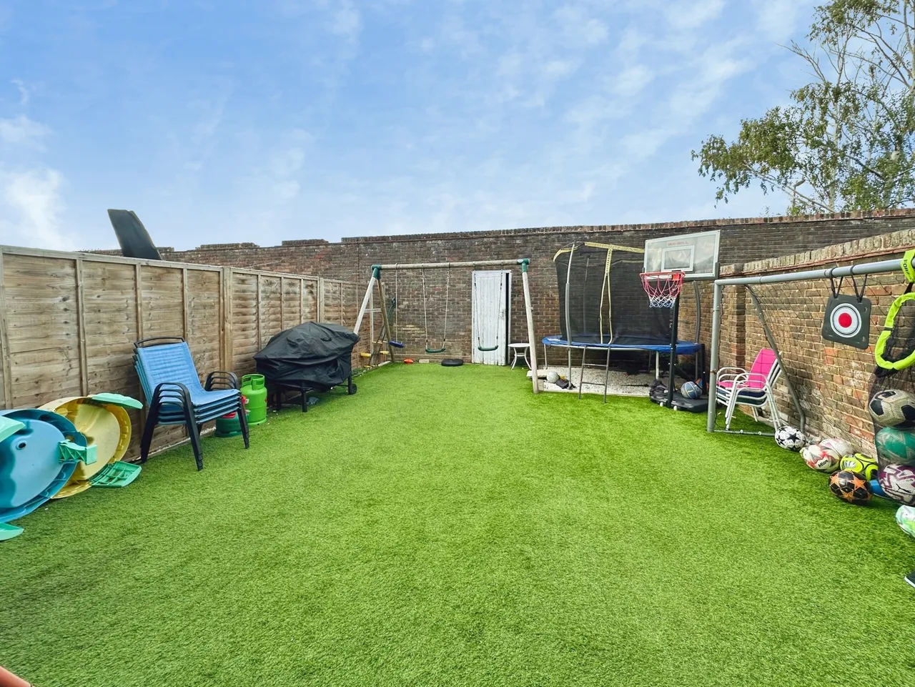 Anglesey Close, Basingstoke, RG24, photo 8