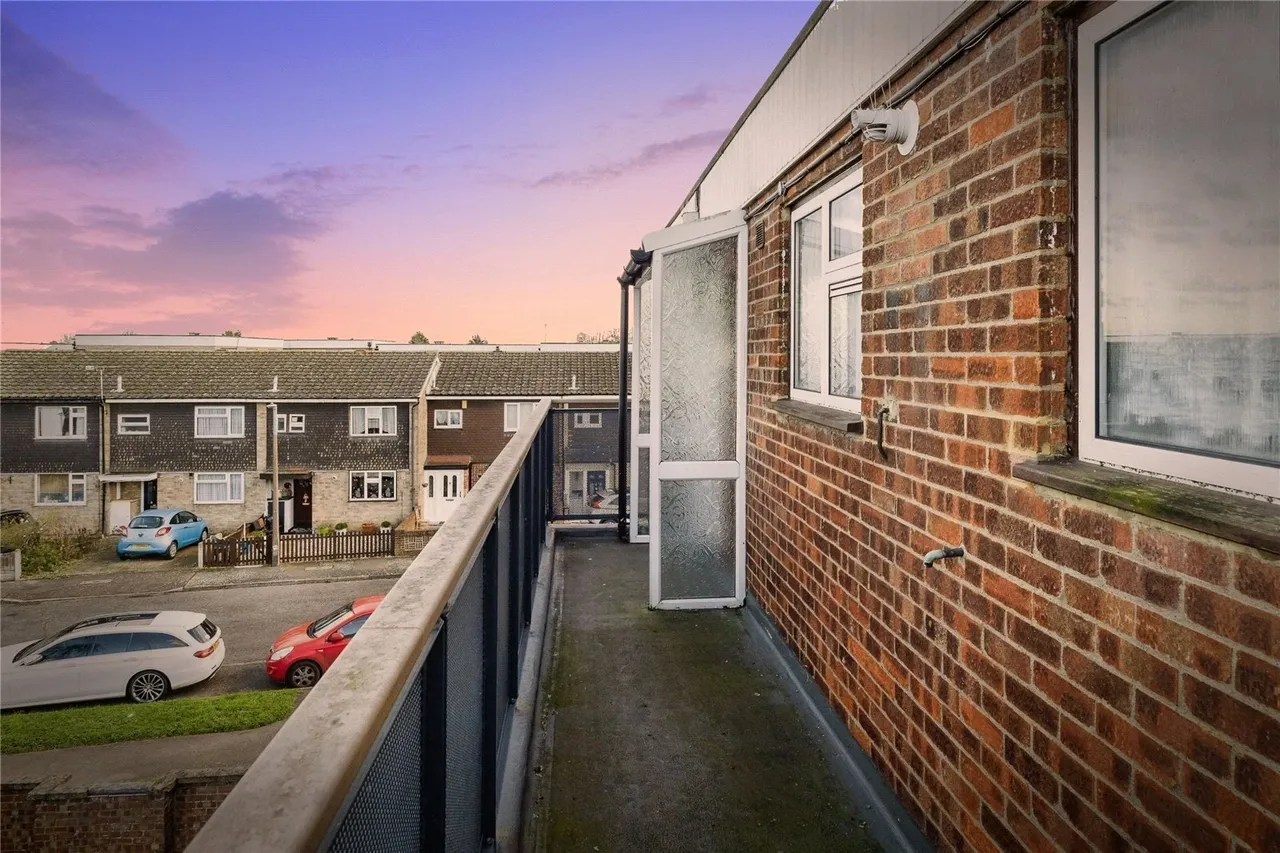 Ongar Way, Rainham, RM13, photo 13