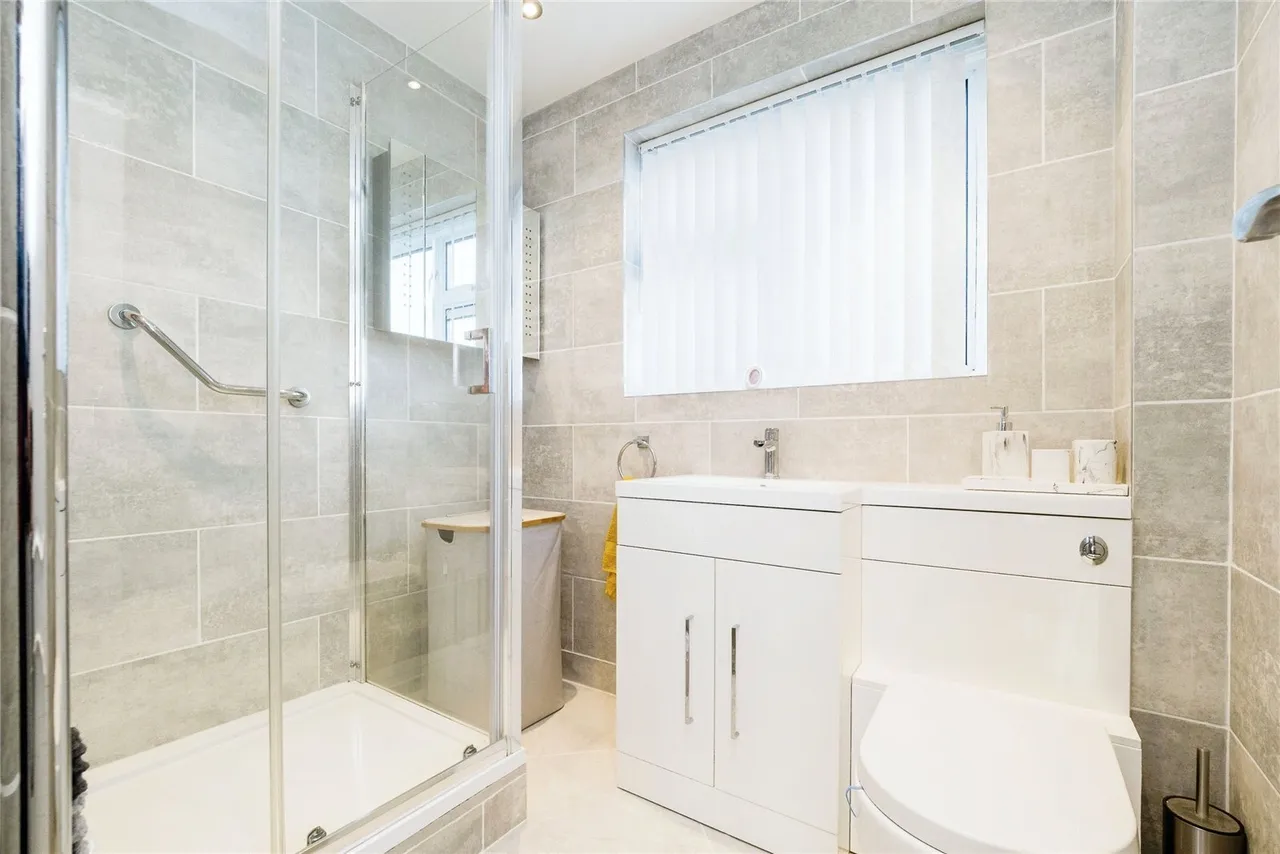Ongar Way, Rainham, RM13, photo 8