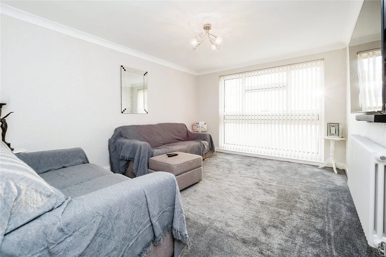 Ongar Way, Rainham, RM13, photo 16