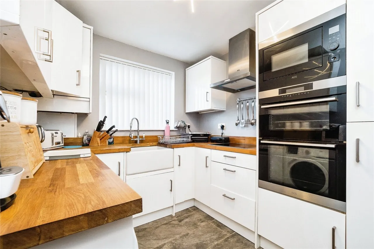 Ongar Way, Rainham, RM13, photo 15