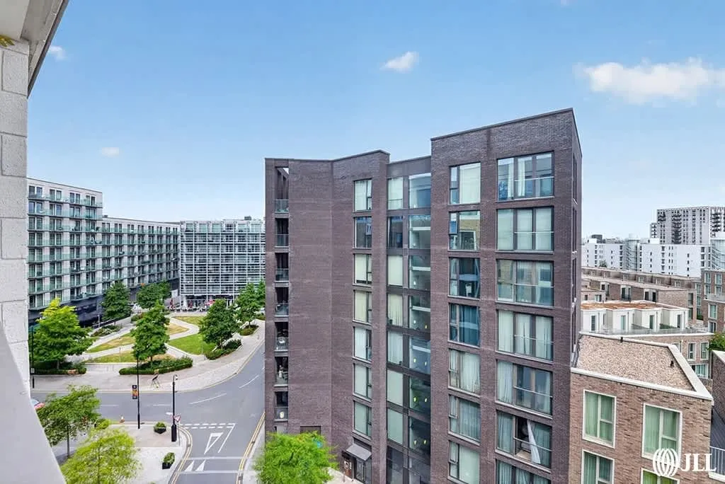 Admiralty Avenue, London, E16, photo 5