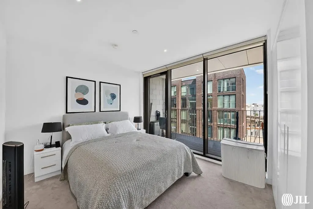 Admiralty Avenue, London, E16, photo 6