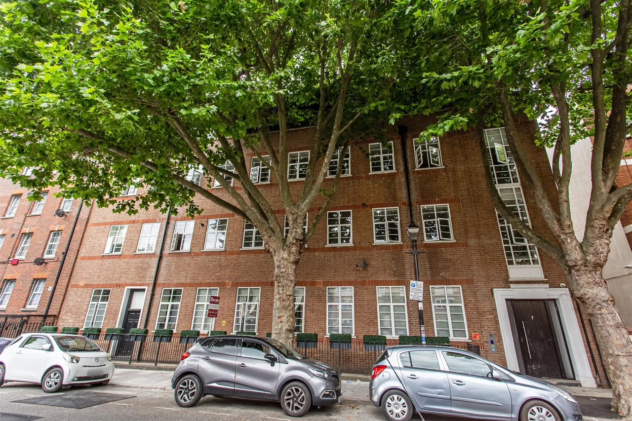 Halesworth Court, Bow, photo 15