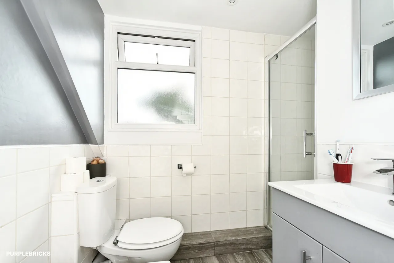 Duchess Way, Swindon, SN2, photo 15