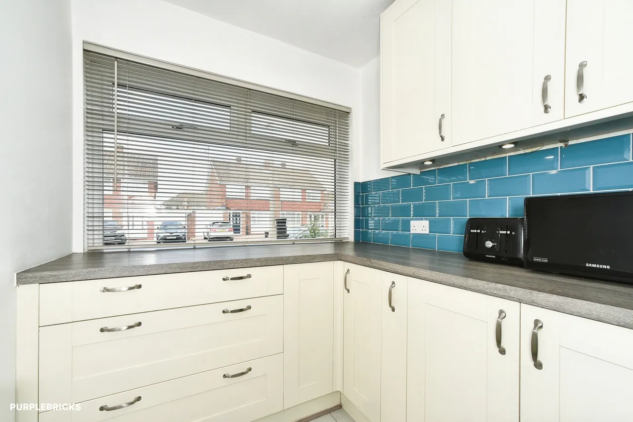 Duchess Way, Swindon, SN2, photo 7