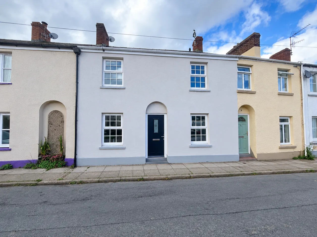3 bed land to rent, Four Ash Street, Usk, NP15