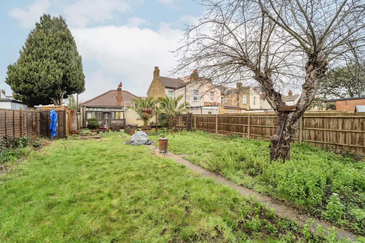 Rossindel Road, Hounslow, TW3 3QN, photo 11