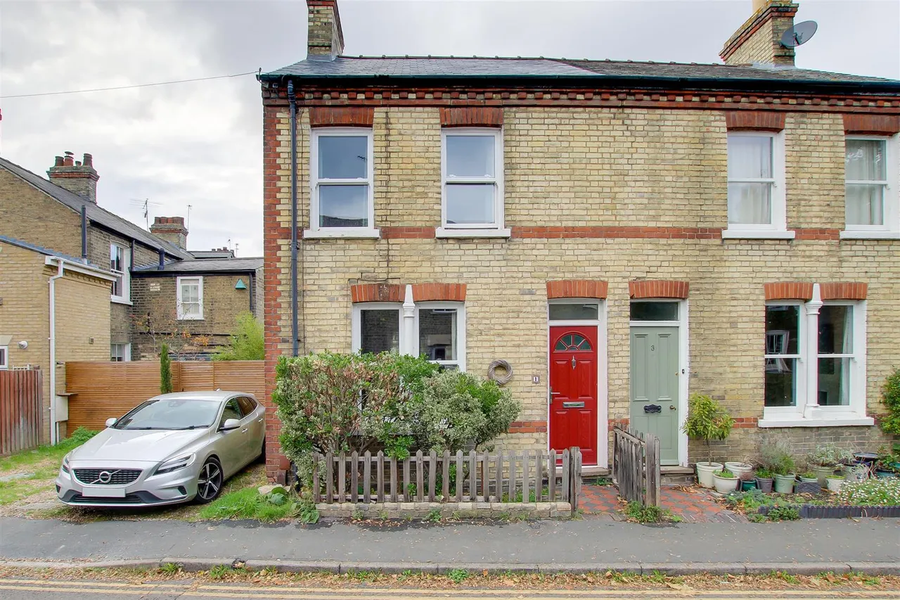 2 bed house to rent, Frenchs Road, Cambridge, CB4