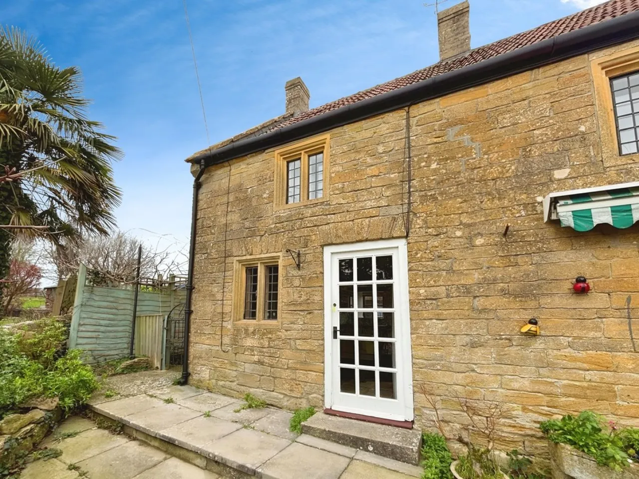 1 bed house to rent, Burrough Street, Ash, TA12