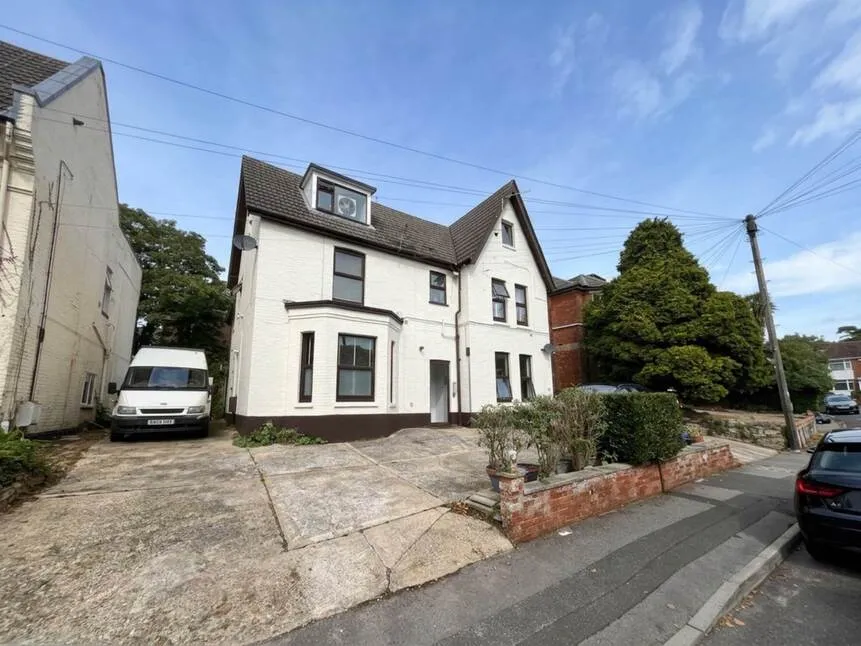 1 bed flat to rent, Hengist Road, Boscombe, BH1