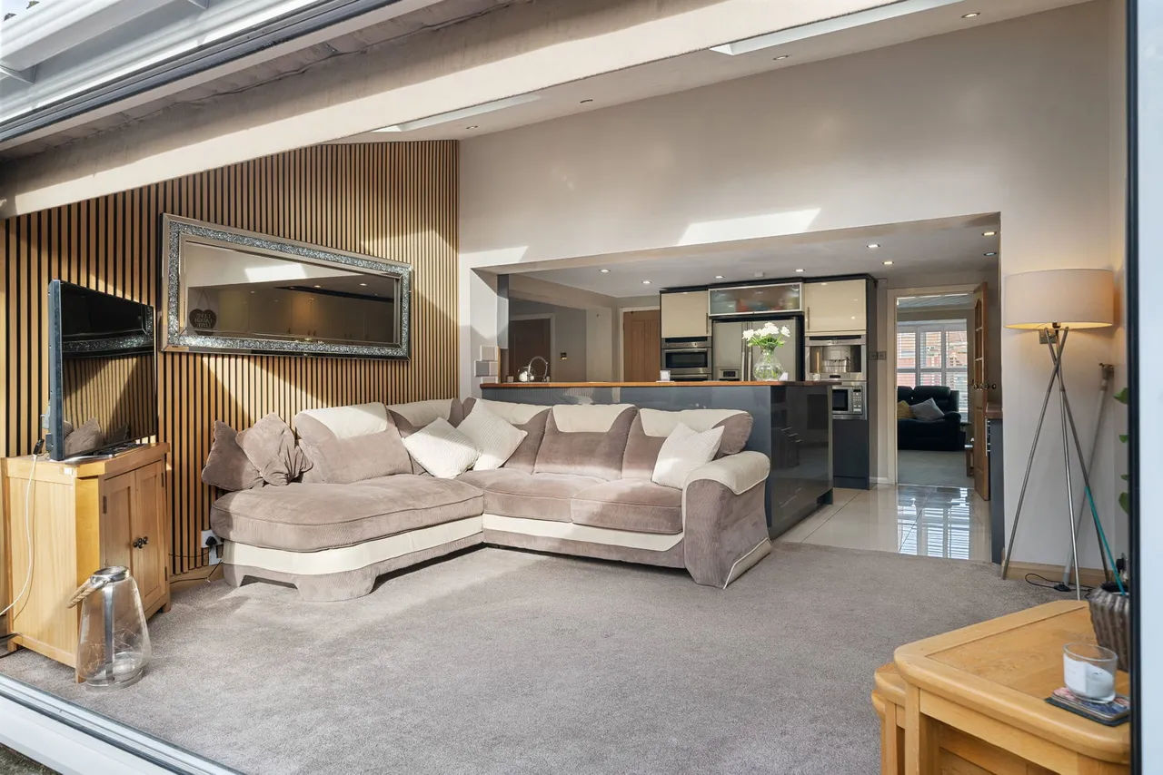 Cornforth Way, Widnes, WA8, photo 17