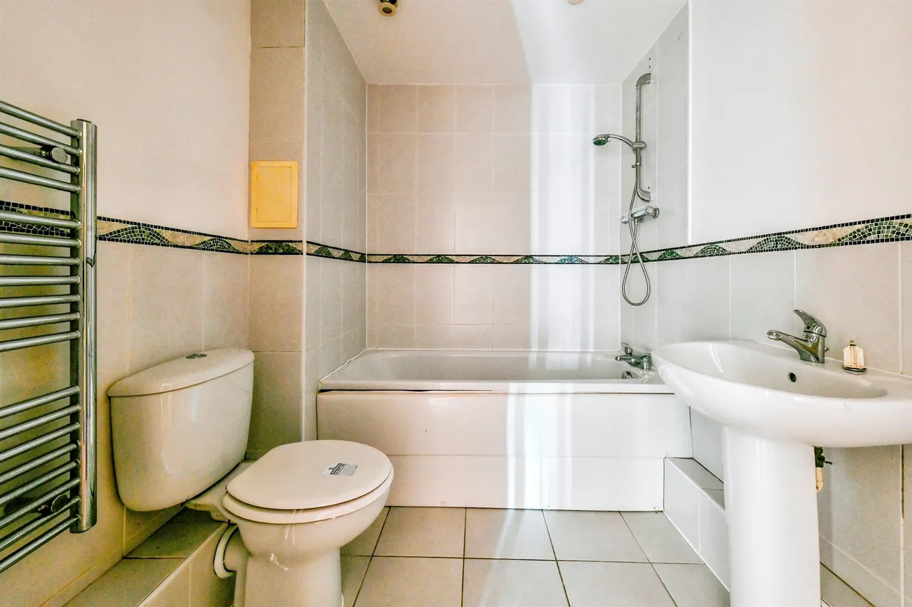 Peppermint Road, Hitchin, SG5, photo 13