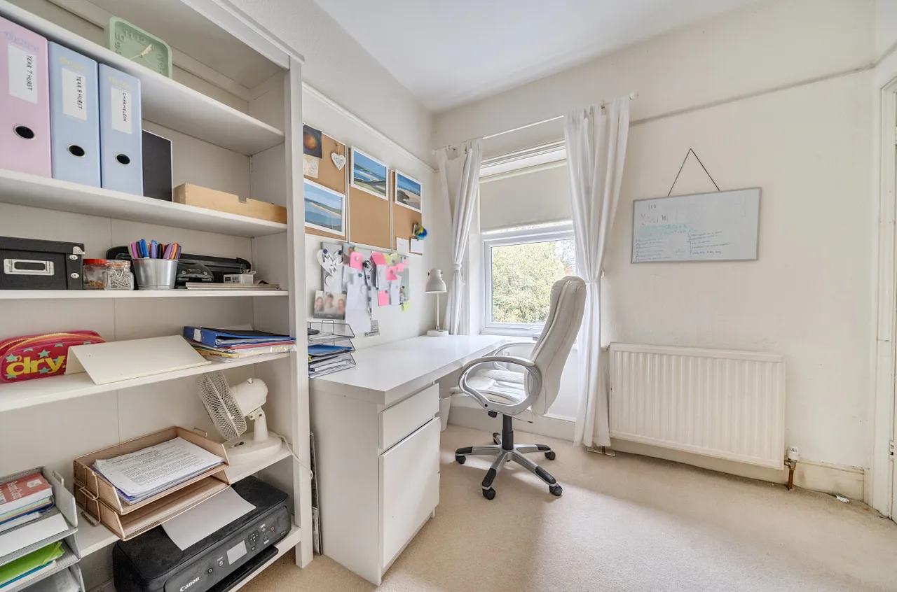 Waverley Drive, Camberley, Surrey, GU15 2DP, photo 16