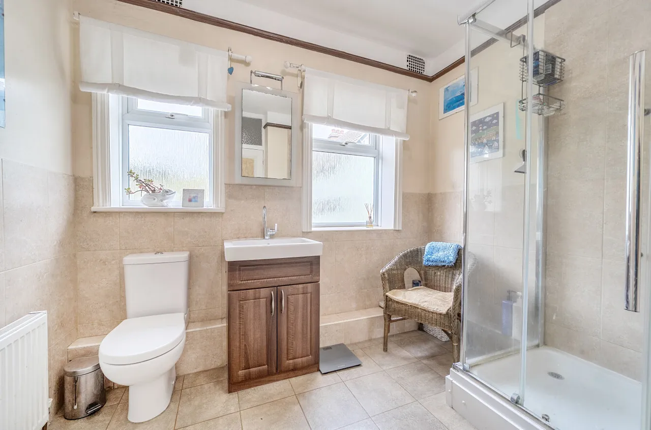 Waverley Drive, Camberley, Surrey, GU15 2DP, photo 22