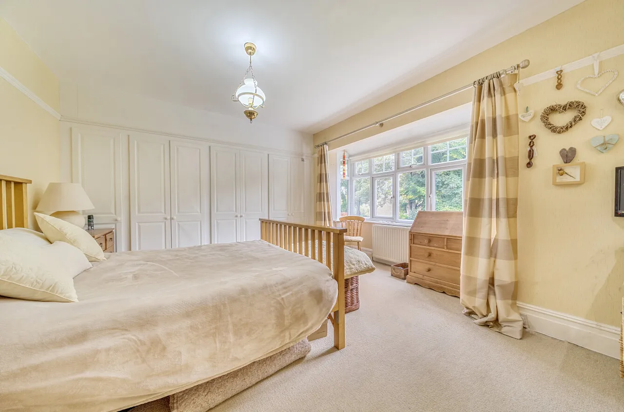 Waverley Drive, Camberley, Surrey, GU15 2DP, photo 7