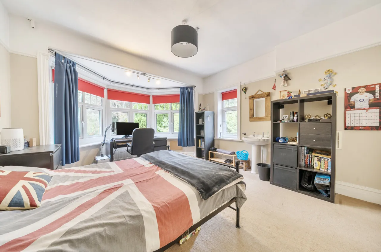 Waverley Drive, Camberley, Surrey, GU15 2DP, photo 14