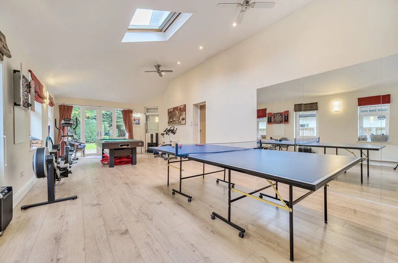 Waverley Drive, Camberley, Surrey, GU15 2DP, photo 10