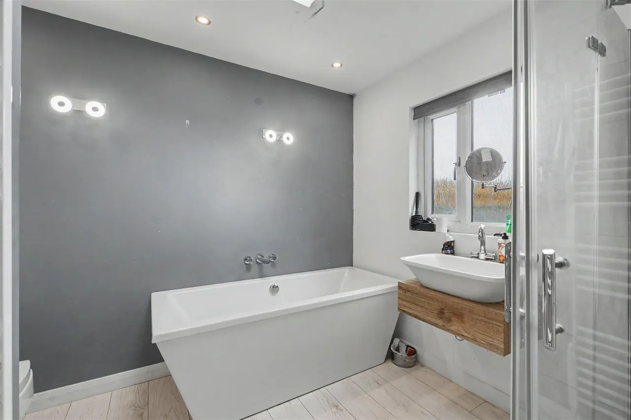 Wollaton Avenue, Gedling, NG4, photo 3