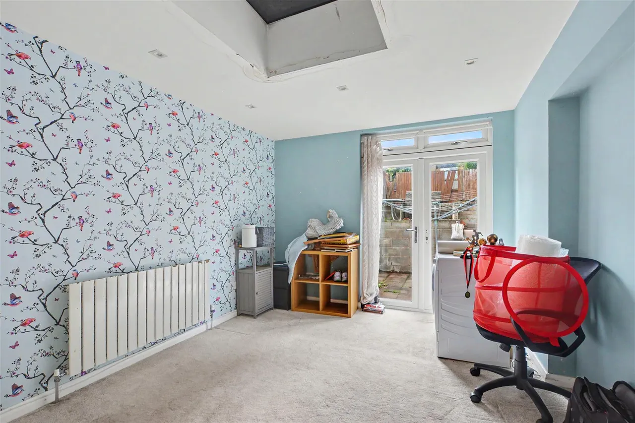 Wollaton Avenue, Gedling, NG4, photo 5