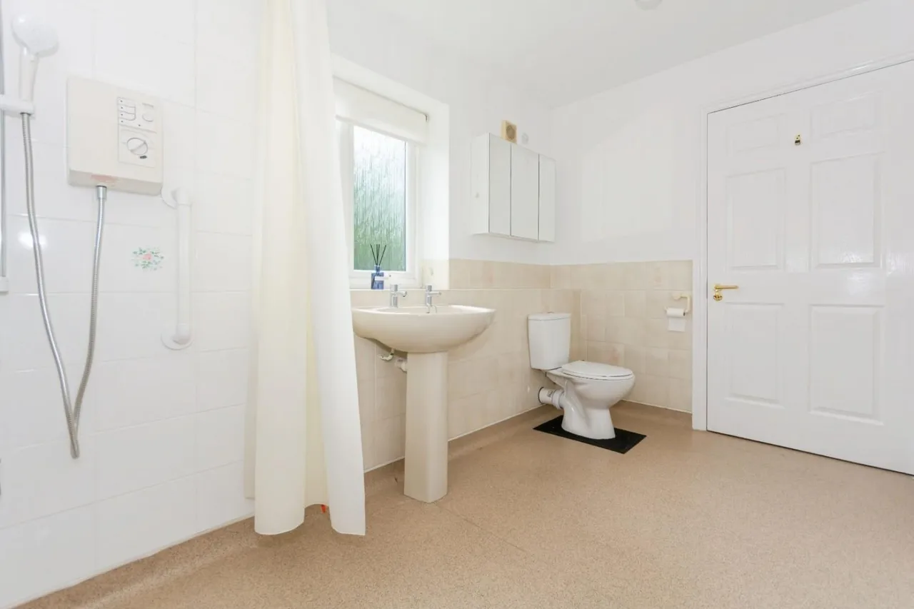 Deerhurst Court, Solihull, B91, photo 12
