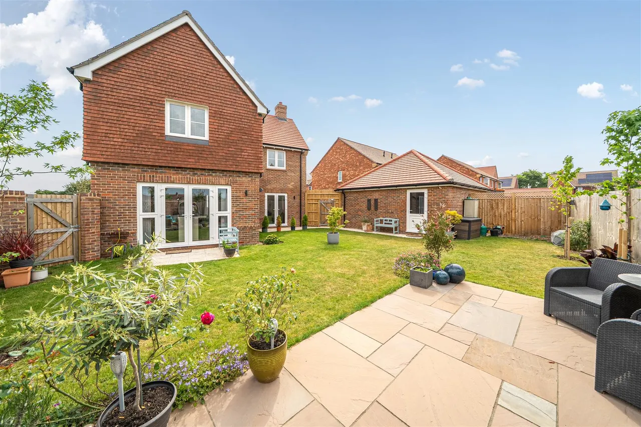 Anson Drive, Warsash, photo 5
