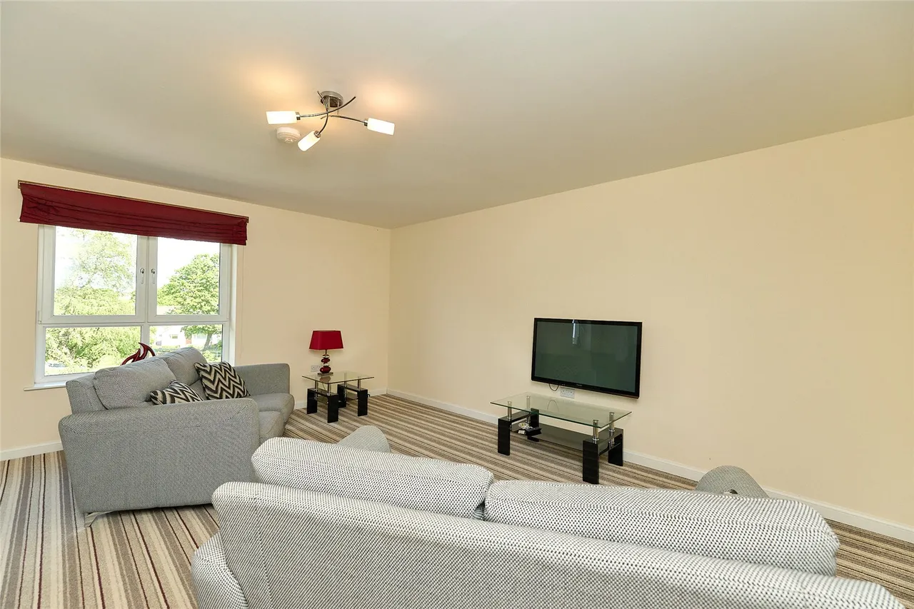 Burnside Road, Dyce, AB21, photo 2