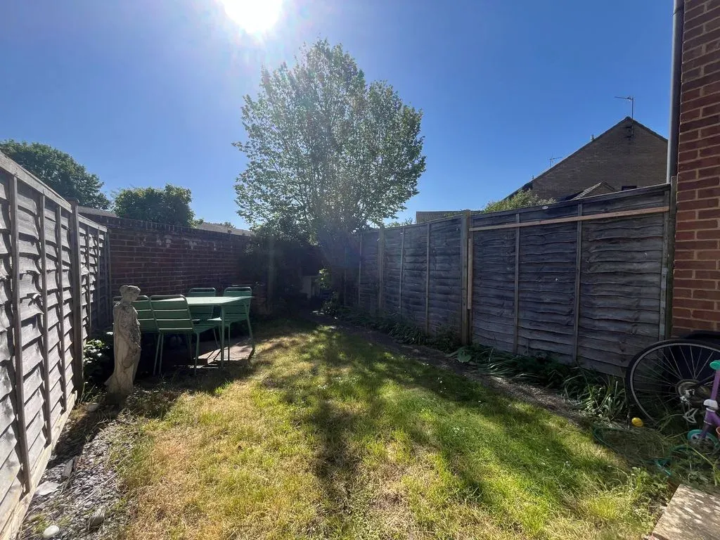 Gwynne Close, Tring, Hertfordshire, HP23 5EN, photo 4