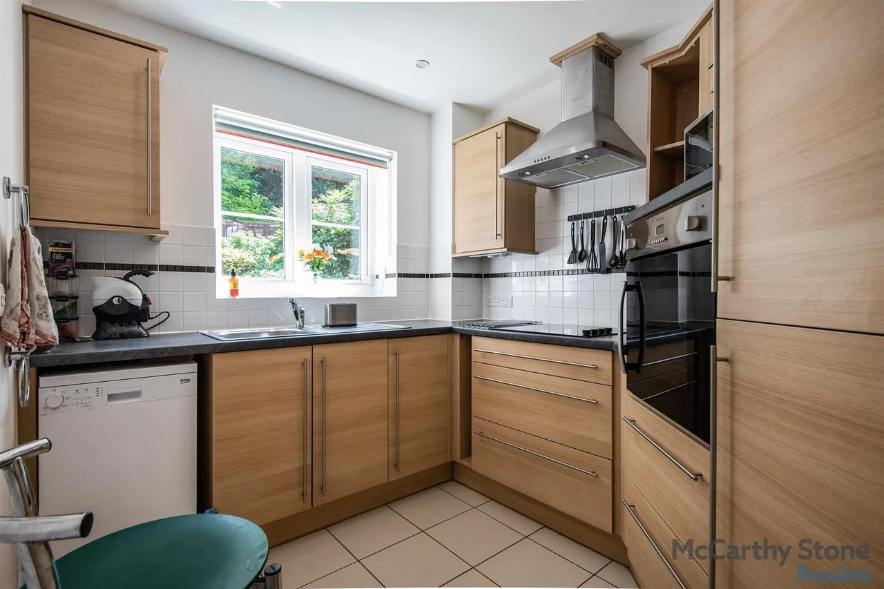 Old Park Road, Hitchin, SG5, photo 6