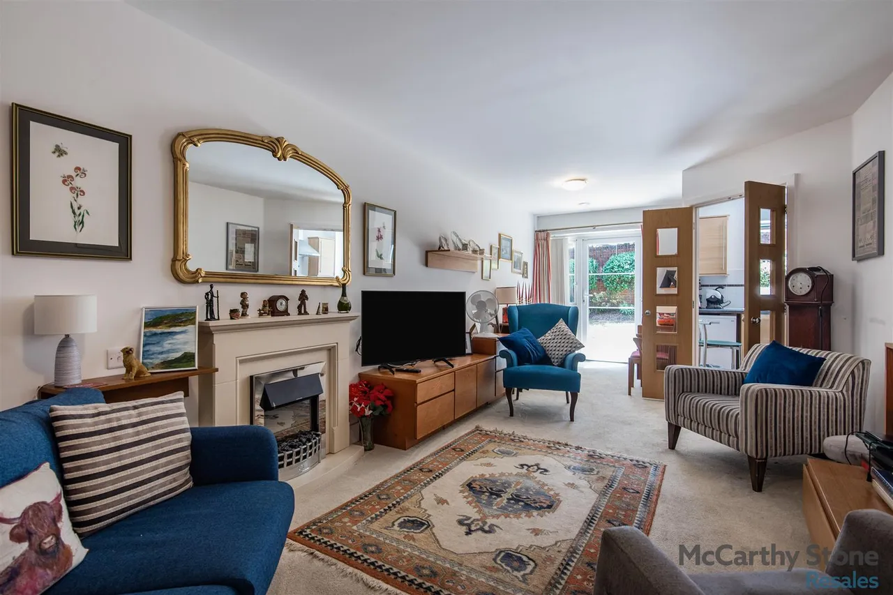 Old Park Road, Hitchin, SG5, photo 2