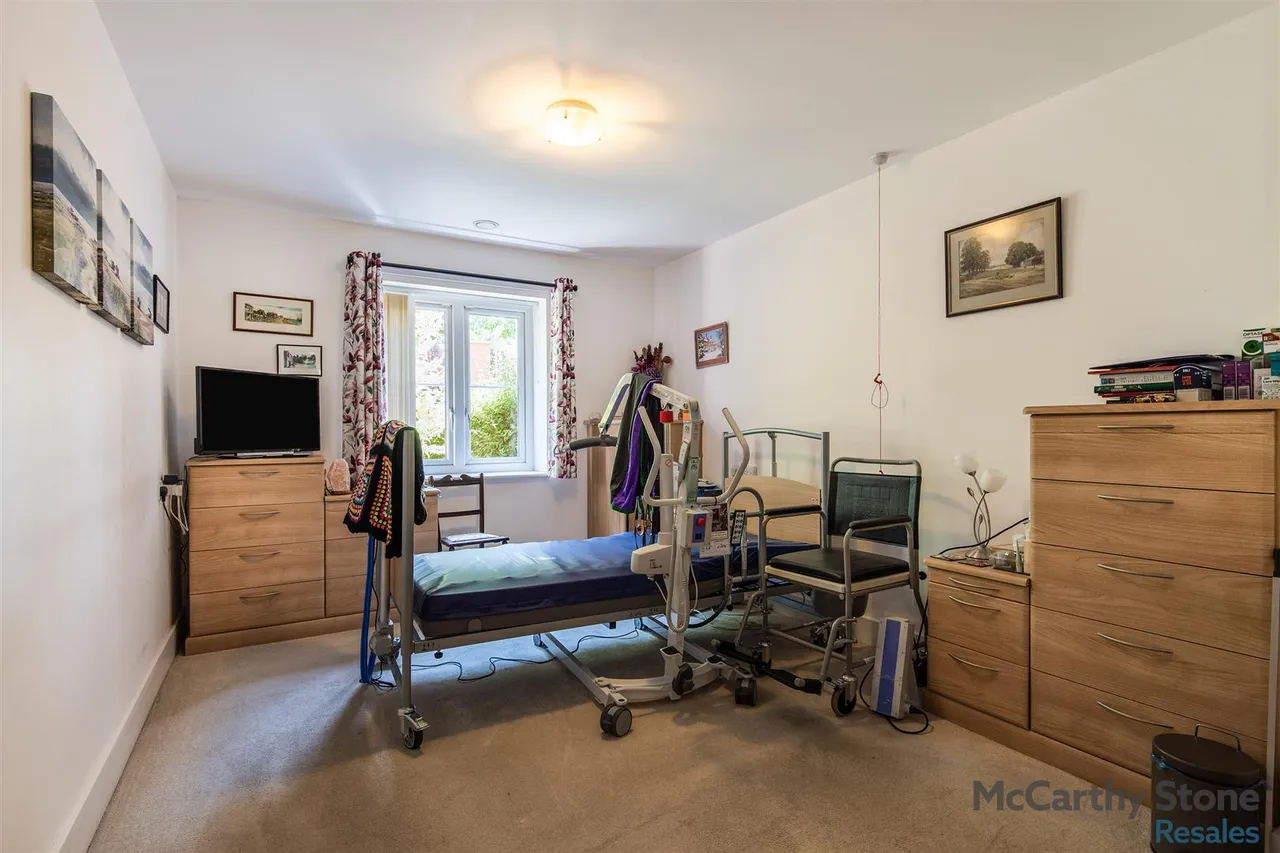 Old Park Road, Hitchin, SG5, photo 8