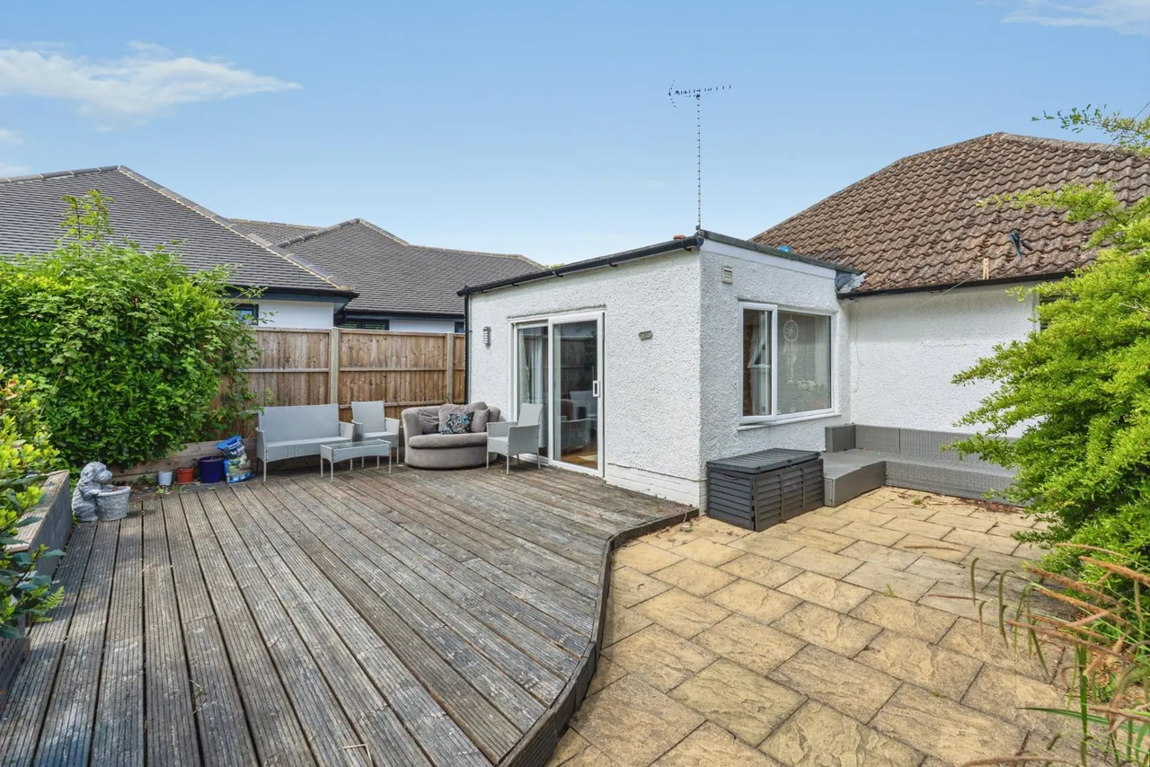 Turnoak Avenue, Woking, GU22, photo 22