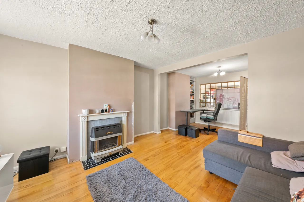 Girton Close, Northolt, UB5, photo 4