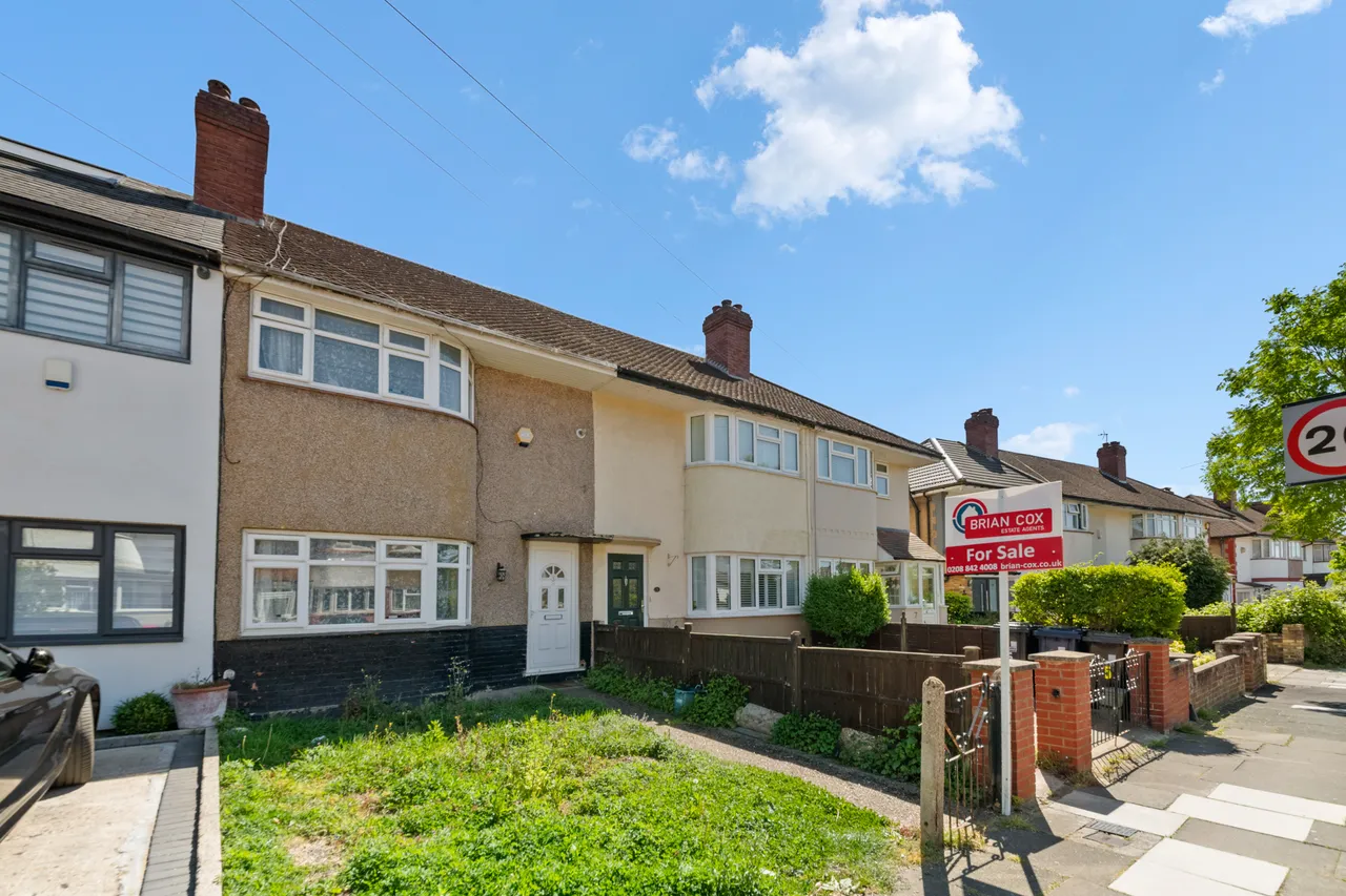 Girton Close, Northolt, UB5, photo 13