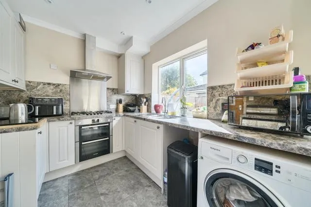 Corn Street, Witney, OX28, photo 4
