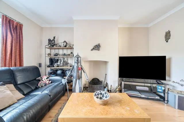 Corn Street, Witney, OX28, photo 9