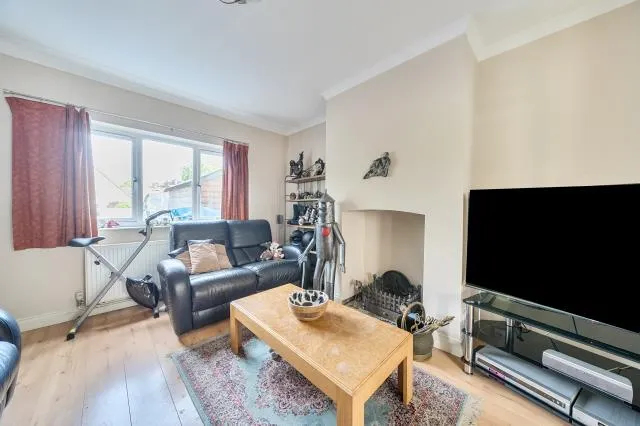 Corn Street, Witney, OX28, photo 11