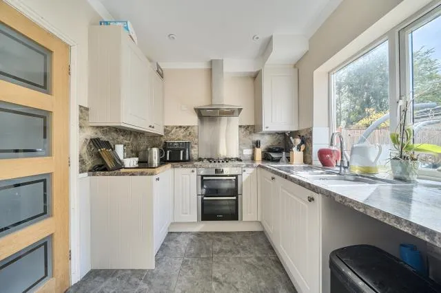 Corn Street, Witney, OX28, photo 3