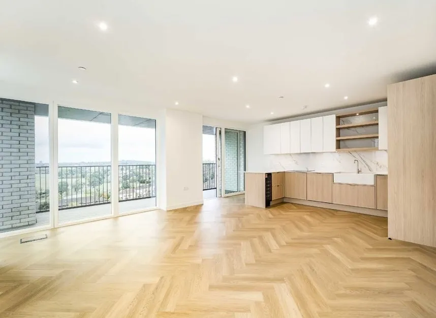 3 bed flat to rent, The Hyde, Colindale, NW9