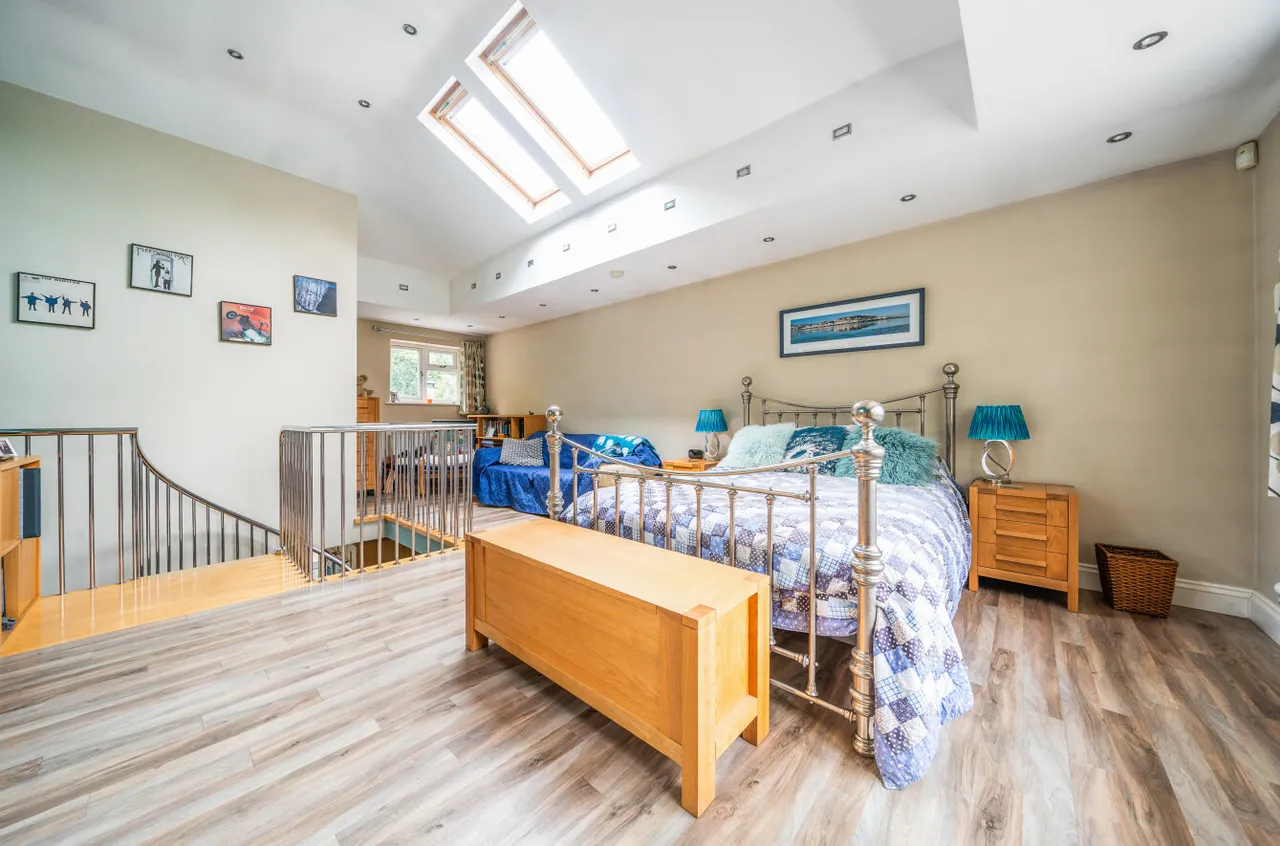 Robin Hill Drive, Camberley, Surrey, GU15 1EG, photo 21