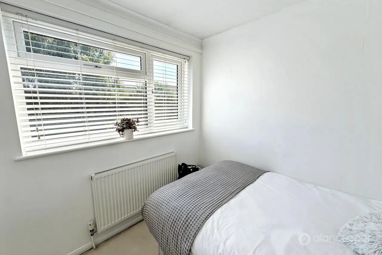 Burnham Rise, St Nicolas Park, CV11, photo 18