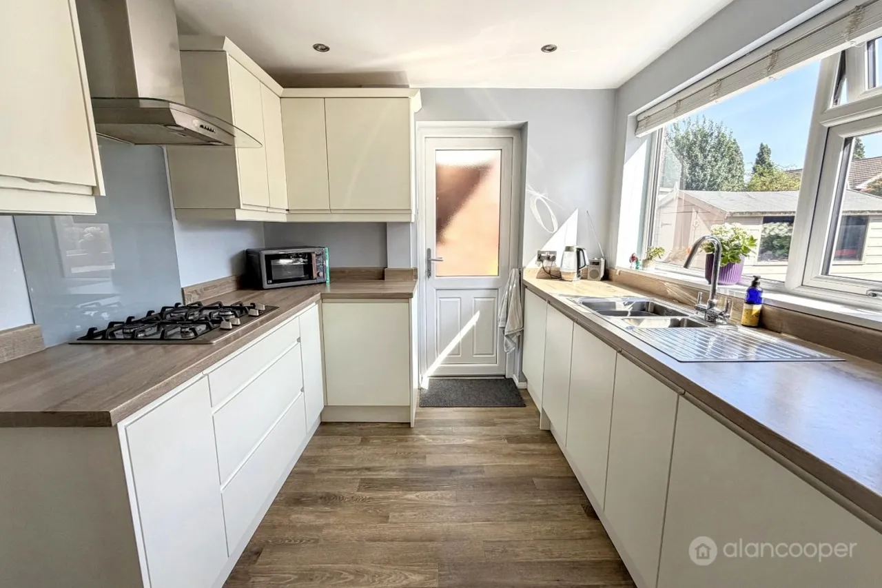 Burnham Rise, St Nicolas Park, CV11, photo 9