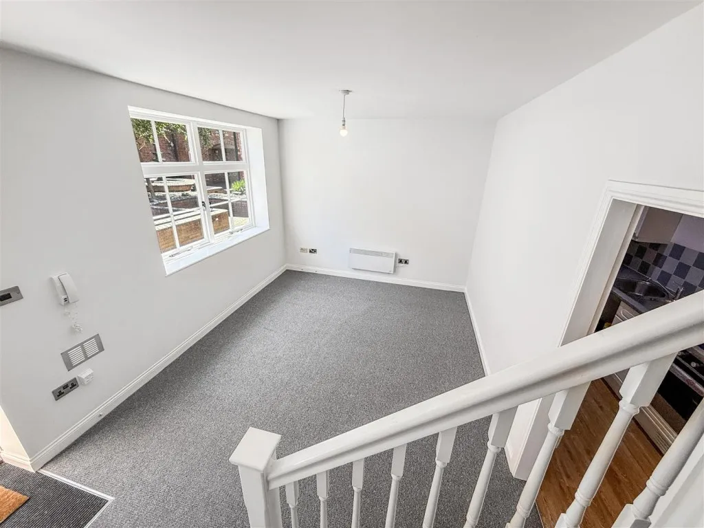 Horninglow Street, Burton-On-Trent, DE14, photo 11