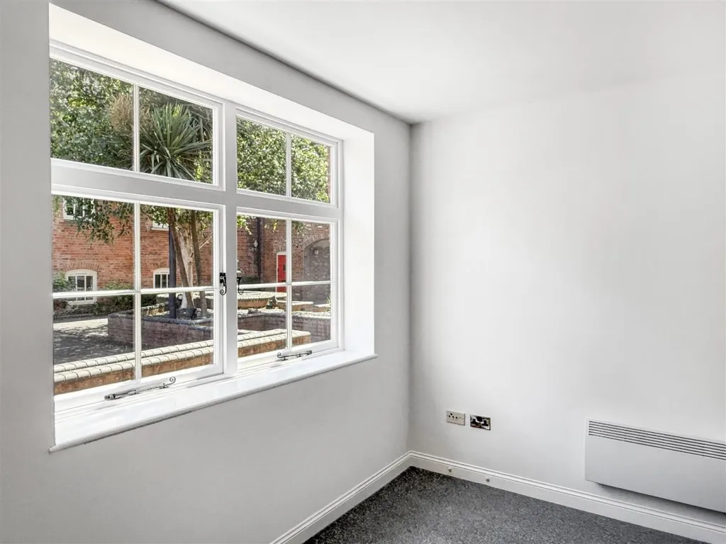 Horninglow Street, Burton-On-Trent, DE14, photo 6